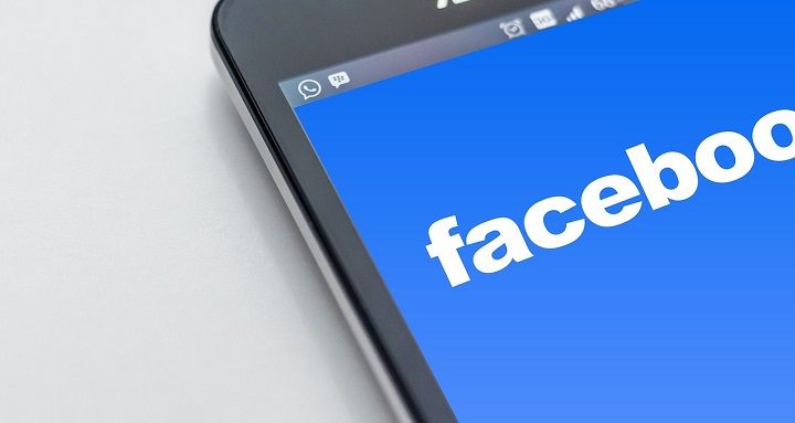 Brak chronologii nie jest błędem. Meta świadomie opracowała istniejące algorytmy. - 10 wpadek, porażek i błędów Facebooka - dokument - 2022-07-25