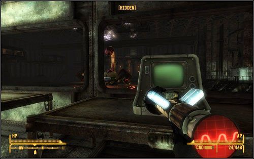 Niezależnie od decyzji, warto zająć czymś pupilka Mobiusa, który skoncentrowany na bohaterze, na pewno nie ułatwi nam zadania - Old World Blues - Zadania główne - Fallout: New Vegas - Old World Blues - poradnik do gry