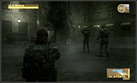 Za zakrętem ujrzysz kolejnych strażników, którzy na pewno złapią agenta - Eastern Europe - Midtown Sector | Akt trzeci Metal Gear Solid 4 - Metal Gear Solid 4: Guns of the Patriots - poradnik do gry