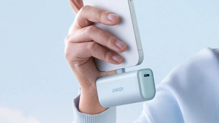 Źródło: Anker; materiały promocyjne - Wyjątkowy powerbank dla iPhone'a 14 i AirPodsów 3. Anker Nano 621 jest wybawieniem dla posiadaczy sprzętu Apple - wiadomość - 2025-01-14