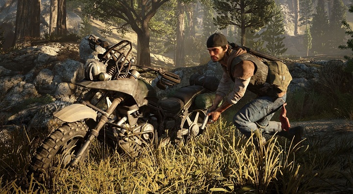 Trudno wyobrazić sobie Deacona jeżdżącego na rowerze, a nie na motocyklu (źródło: Days Gone / Bend Studio / Sony Interactive Entertainment). - Gdzie się podziały rowery w światach postapo? Przyglądamy się postapokalipsie na dwóch kółkach - wiadomość - 2024-07-25