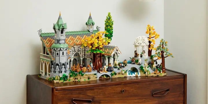 Źródło: LEGO; materiały promocyjne - Amazon zdobył moje serce i portfel. Po LEGO Rivendell żaden model z klocków nie będzie już taki sam - wiadomość - 2024-11-28