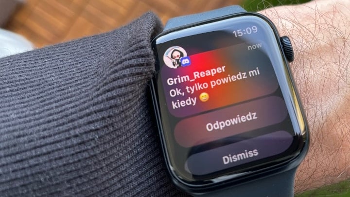 Płatności, powiadomienia, połączenia – wszystko bez konieczności sięgania po telefon (źródło: własne). - Zegarek Apple’a doczekał się dziesiątej odsłony, ale w zupełności wystarczy mi Apple Watch SE 2. generacji. Nie widzę sensu dopłacania 1000 zł, skoro różnice są tak niewielkie - wiadomość - 2024-10-20
