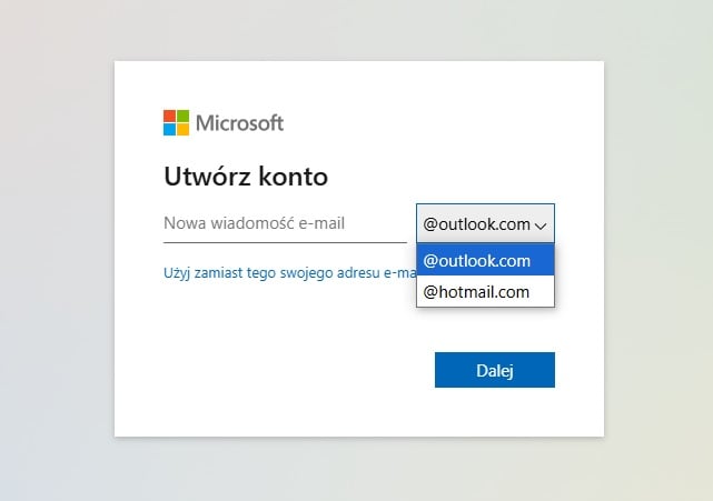 Proces zakładania konta Microsoft sprowadza się do kilku prostych kroków. Niejako przy okazji możemy założyć konto e-mail w usługach Outlook lub Hotmail. Źródło: własne.