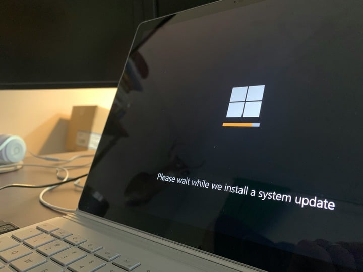 Unsplash | Clint Patterson - Po prawie 40 latach Windows 11 może stracić kluczowe menu, bez którego system przez lata nie mógł działać - wiadomość - 2024-08-26