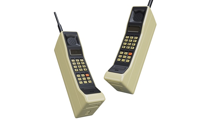 Telefon komórkowy DynaTAC 8000X zapewnił firmie Motorola możliwość gry w pierwszej lidze na długie lata. Źródło: TechRadar. - Motorola - czyja to firma? Odpowiadamy - wiadomość - 2024-07-02