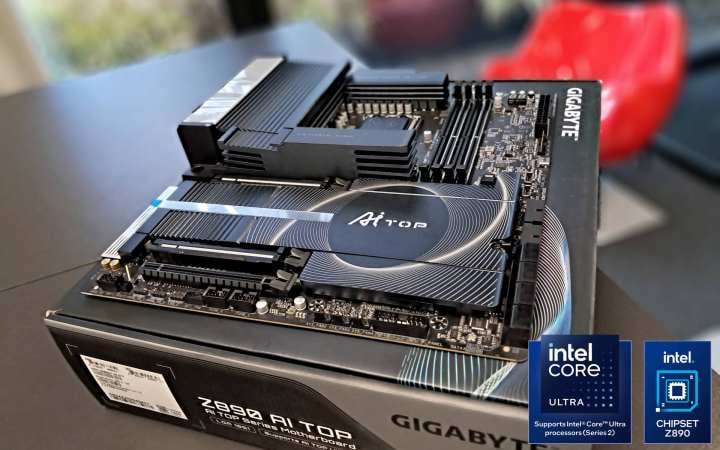 Gigabyte Z890 AI TOP – doskonała płyta do platformy roboczej. Źródło: fot. Marcin Jaskólski